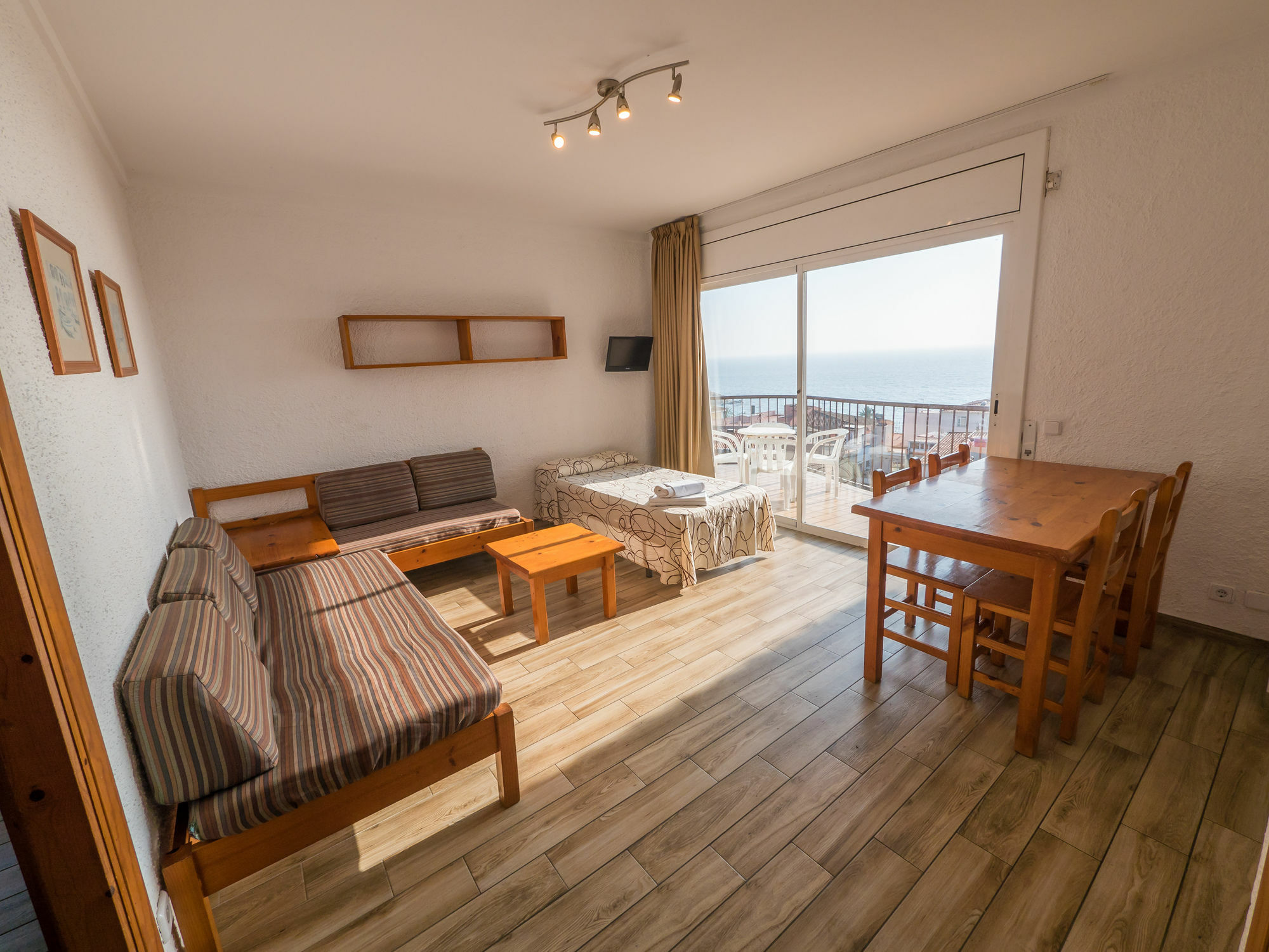 Apartamentos Ar Muntanya Mar Blanes Exterior foto